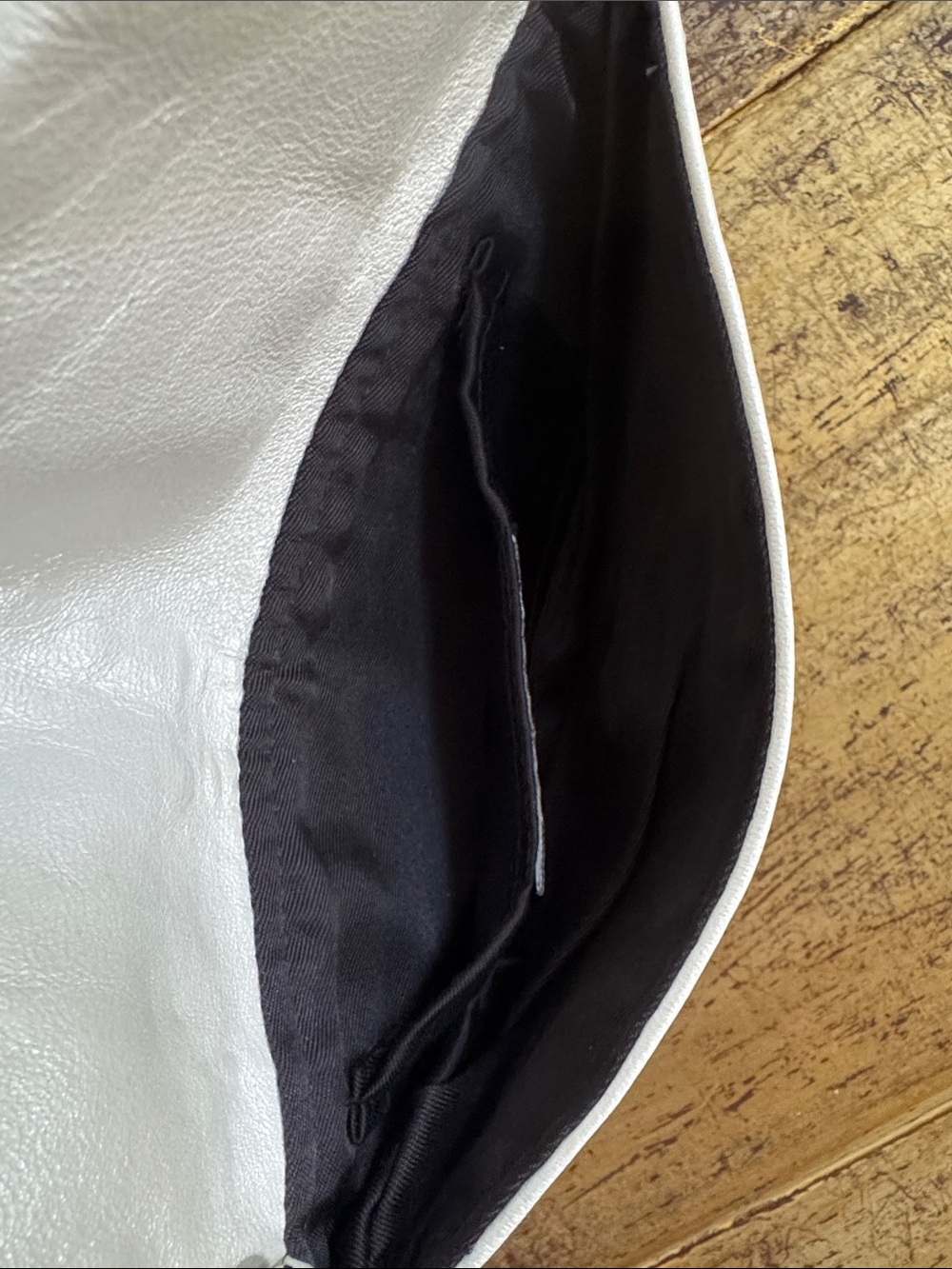 JJ Winters White Ruffle-Trim Wristlet Clutch - Picture 5 of 6
